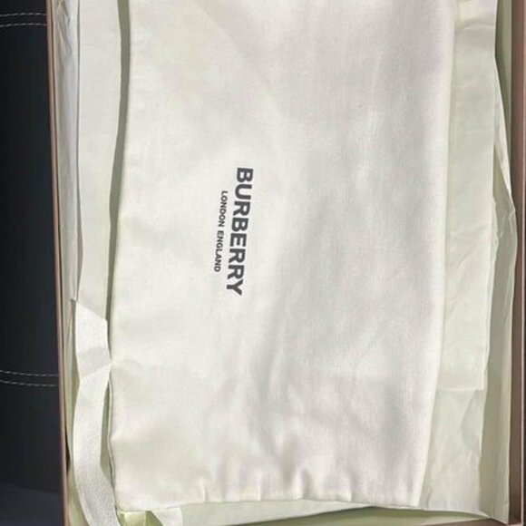 Burberry - Brown Ramsey - Picture 5 of 5